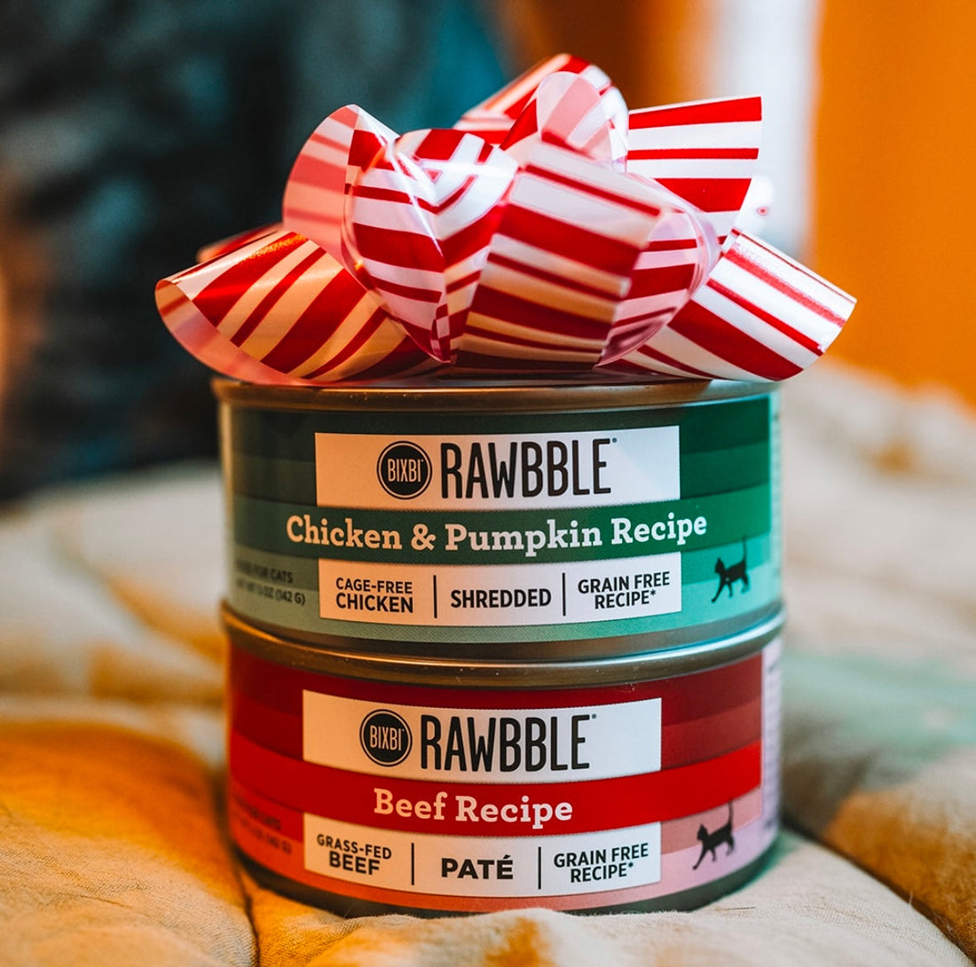 Canned Pet Food: Why The Color of Your Cat's Food May Vary